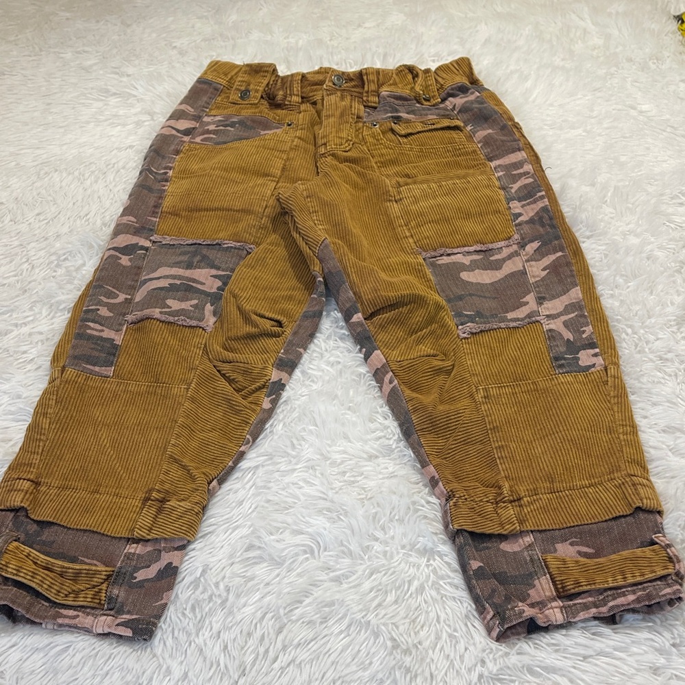 OH OLI AND HALI JEANS  Brown and Pink CAMO AND  Corduroy Pants WOMENS SIZE S